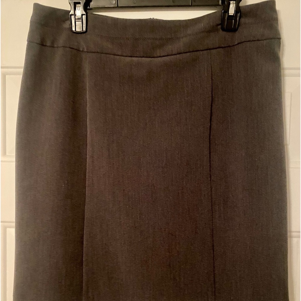 George, size 10, gray